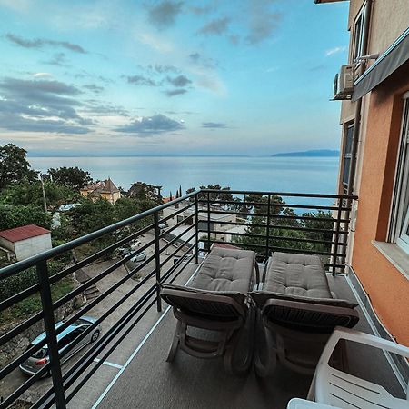 Apartmani Jelena Опатия Экстерьер фото