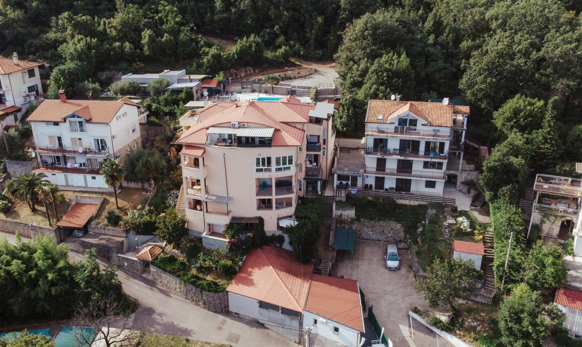 Apartmani Jelena Опатия Экстерьер фото