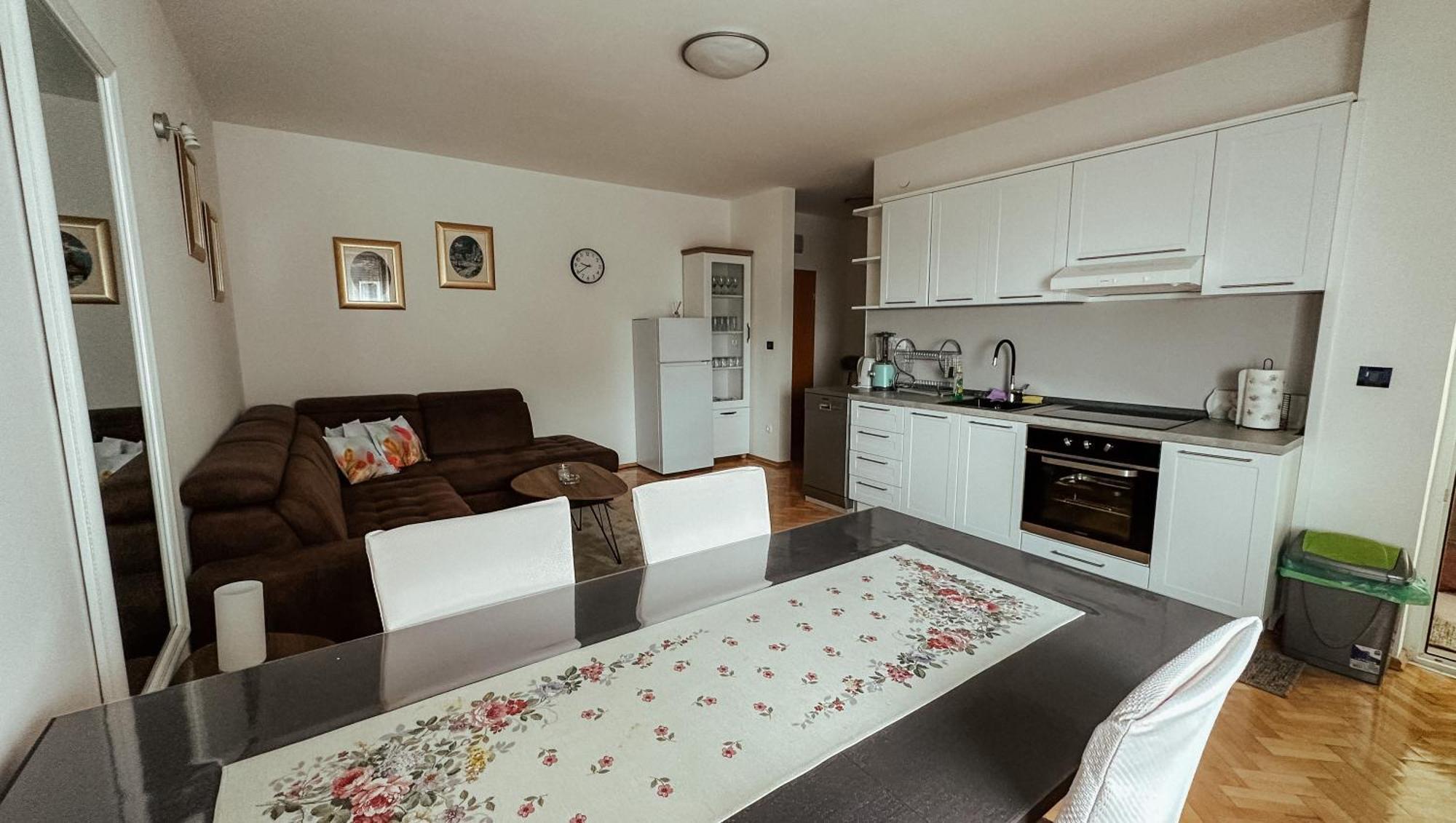 Apartmani Jelena Опатия Экстерьер фото