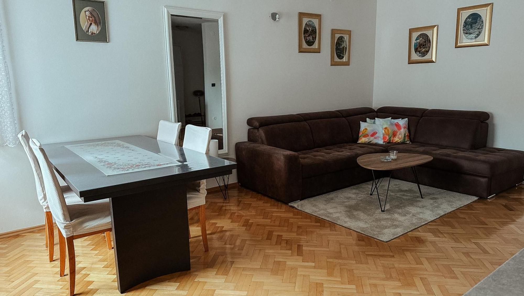 Apartmani Jelena Опатия Экстерьер фото