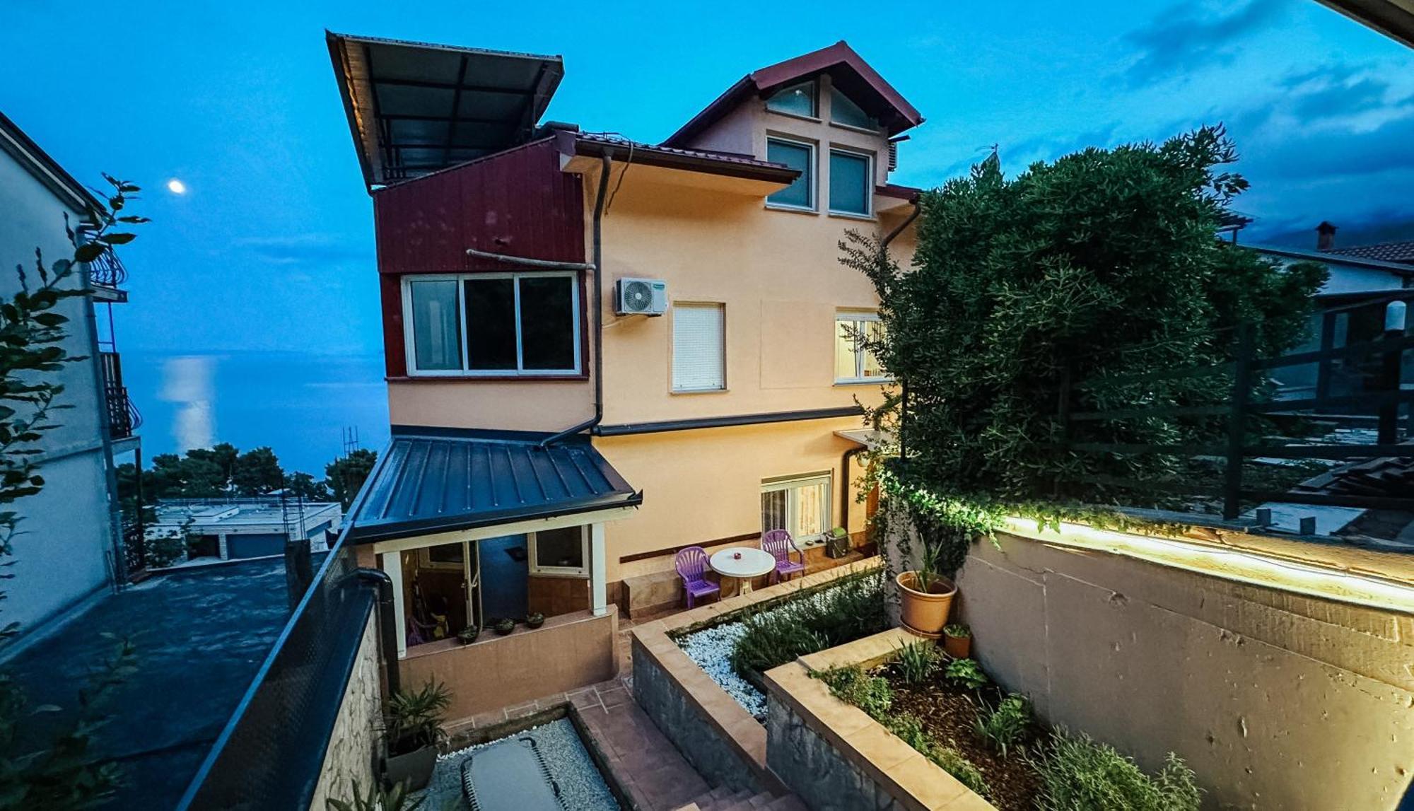 Apartmani Jelena Опатия Экстерьер фото